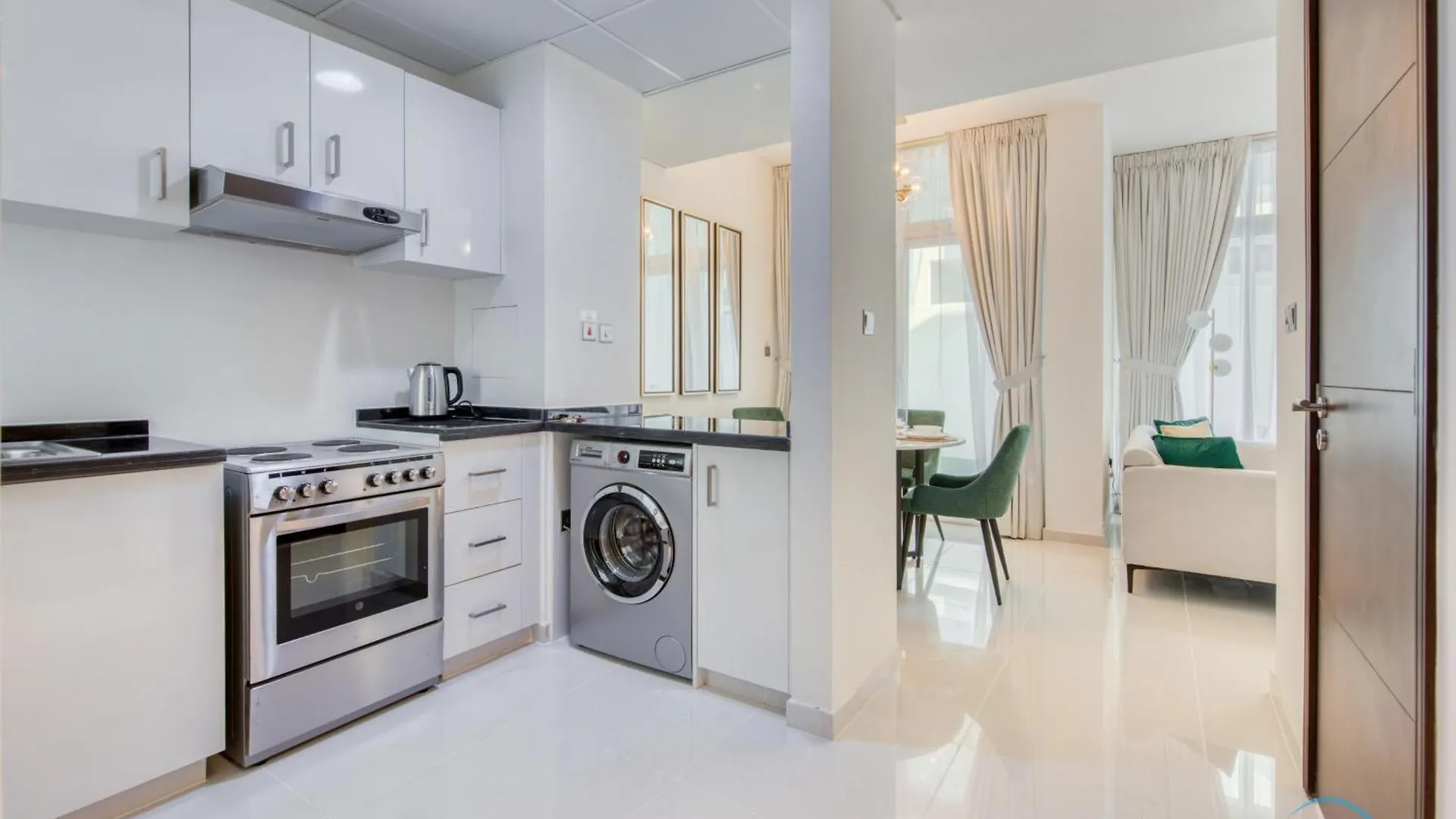 Restful 3Br Townhouse At Damac Hills 2 Dubailand By Deluxe Holiday Homes شقة دبي