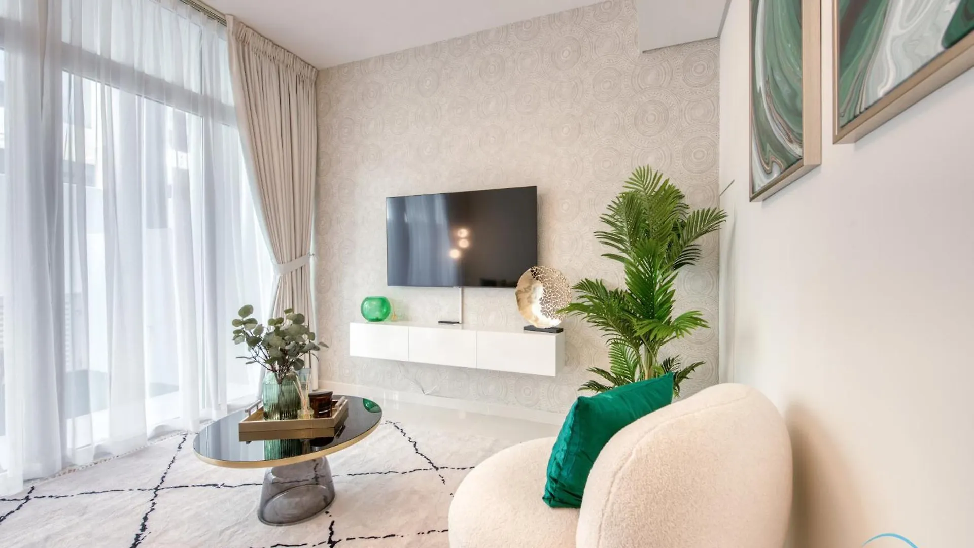 Restful 3Br Townhouse At Damac Hills 2 Dubailand By Deluxe Holiday Homes دبي