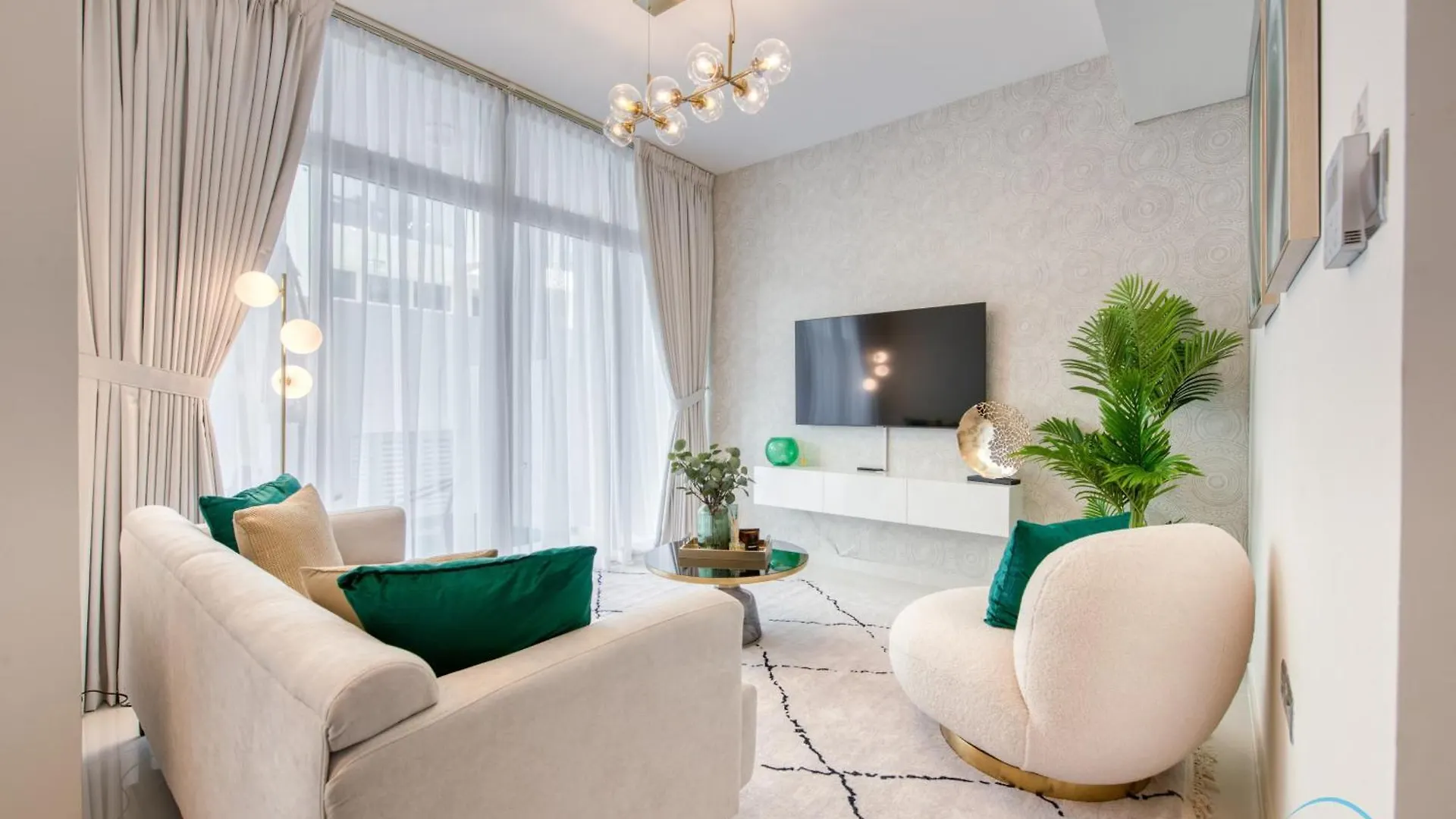 Restful 3Br Townhouse At Damac Hills 2 Dubailand By Deluxe Holiday Homes شقة دبي
